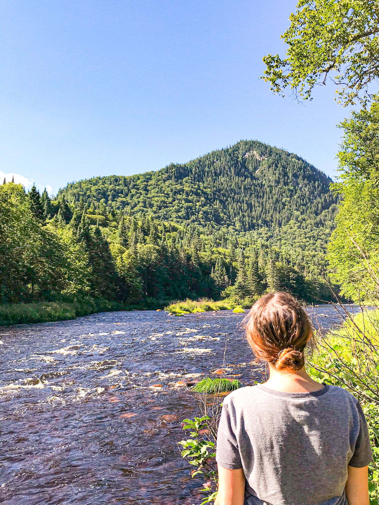 6 Beautiful Hiking Spots Outside Of Montreal